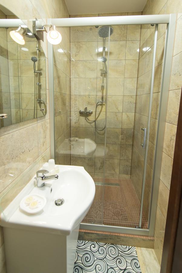 First Hotel Tczew Bagian luar foto