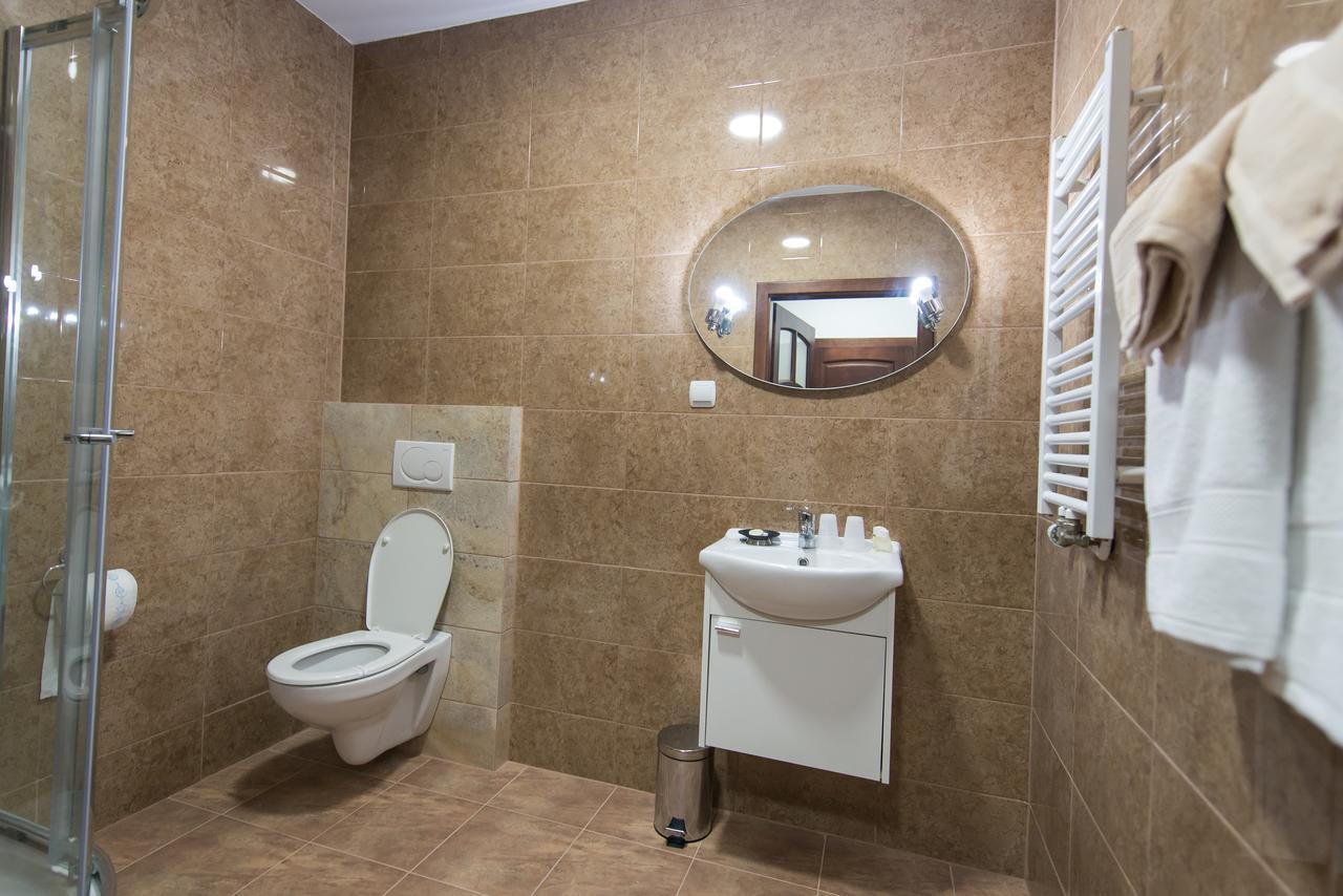 First Hotel Tczew Bagian luar foto