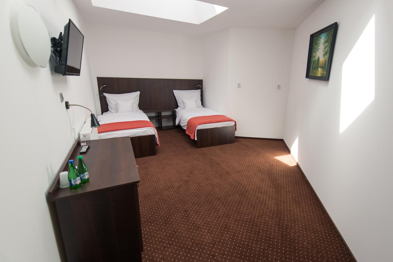 First Hotel Tczew Bagian luar foto