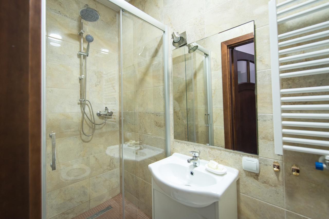 First Hotel Tczew Bagian luar foto